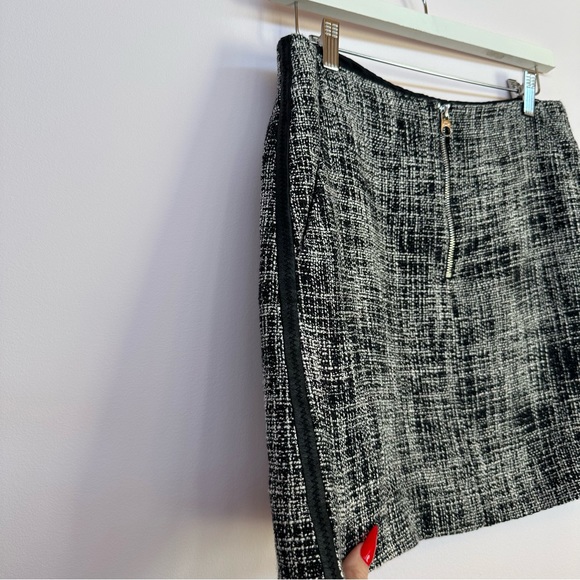 Karen Millen Black & White Skirt - Picture 6 of 10